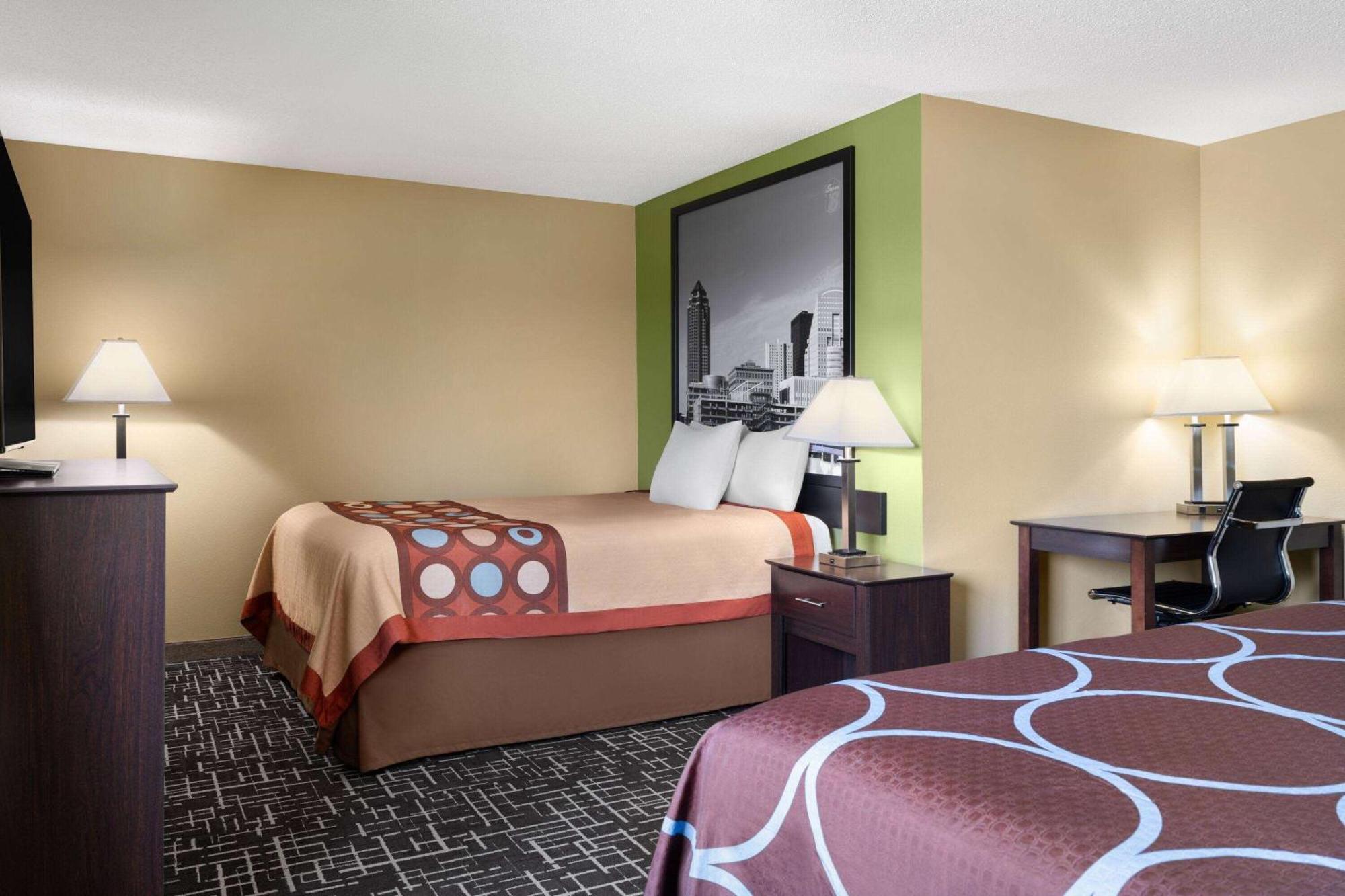 Super 8 by Wyndham Dyersville Eksteriør billede